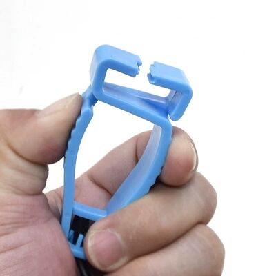 Plastic Glove Clips Custom Logo Printing Durable Work Glove Holder Polyethylene Material Multiple Color and Size Options