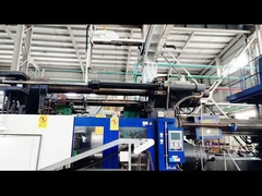 Gorilla Ladders Lightweight Plastic Step Stool with Non Slip Treads