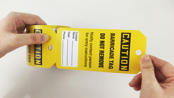 Customizable Plastic Safety Tag with Durability and Quality Assurance